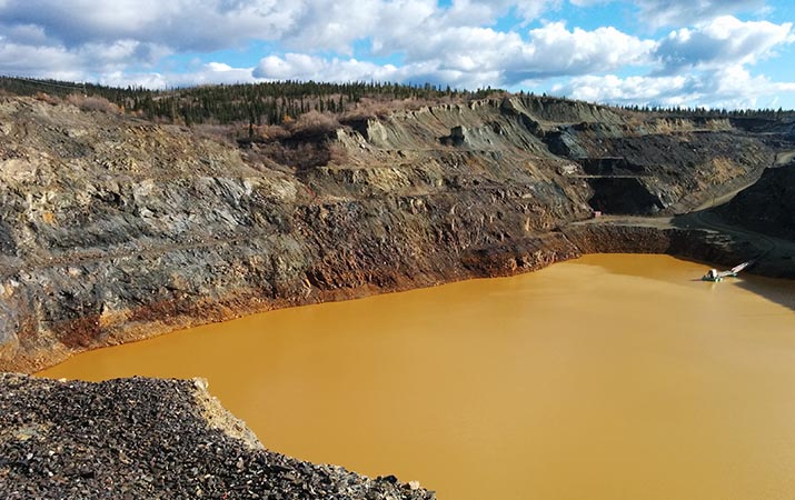 Faro-Mine-Complex-02-vangorda-pit